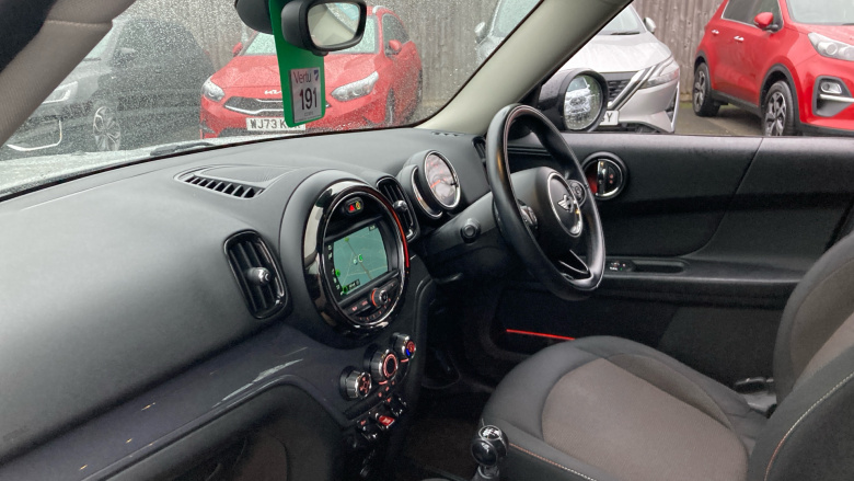 MINI Countryman 1.5 Cooper 5dr Petrol Hatchback